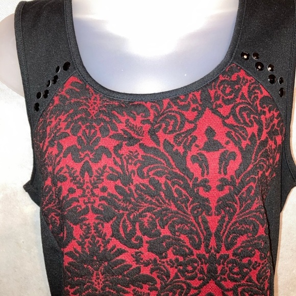 Maurices Textured Scroll Gothic Top M - Picture 5 of 14